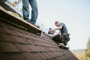 Local Roofers in Stairtown, TX